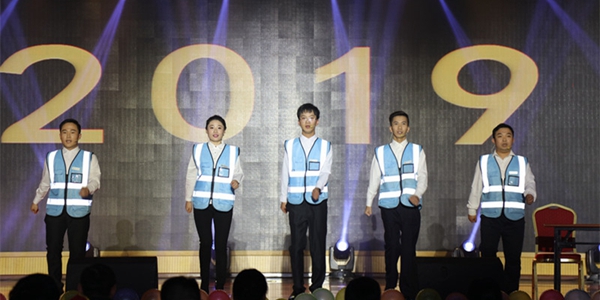 10-02、管理公司情景劇《中國夢 三箭夢》.jpg